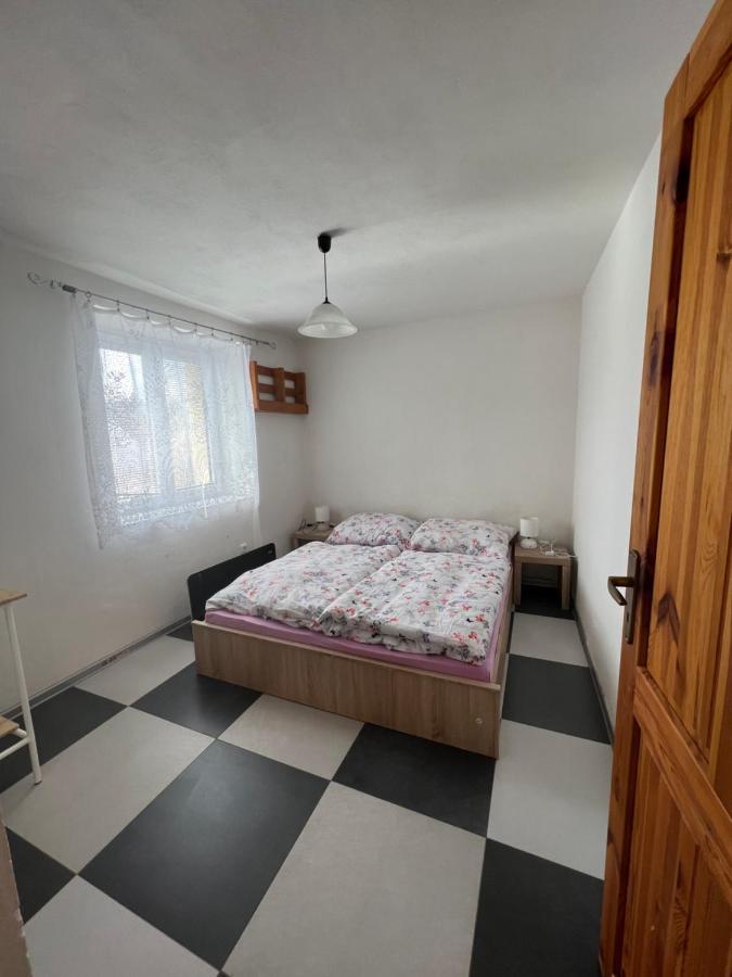 Ubytovani U Tri Slunicek Stankov Stankov  Экстерьер фото